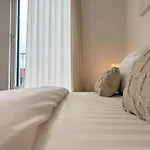 Spacious Family And Free Parking In Feriehus *