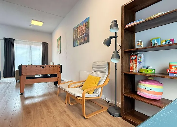 Spacious Family And Free Parking In Eindhoven