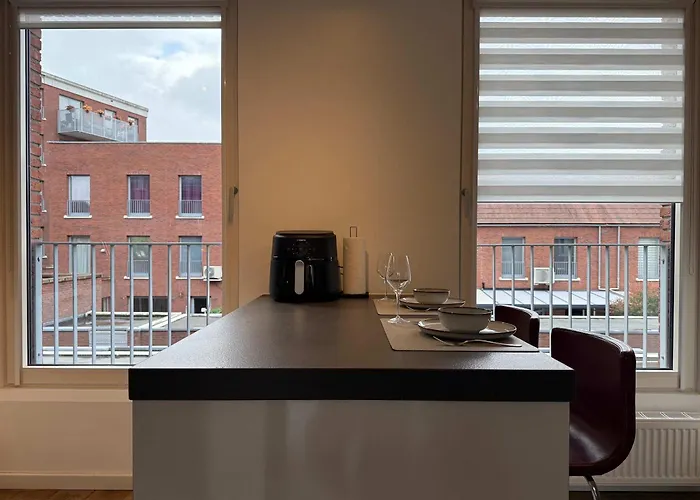 Casa vacanze Spacious Family And Free Parking In