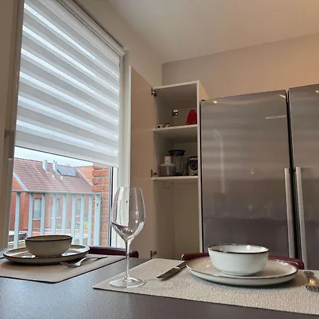 펜션 Spacious Family And Free Parking In