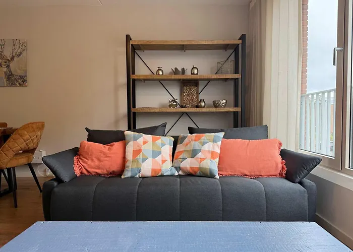 Spacious Family And Free Parking In Hébergement de vacances *