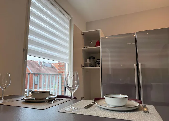 Holiday home Spacious Family And Free Parking In