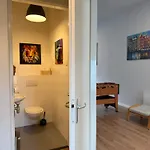 Spacious Family And Free Parking In *