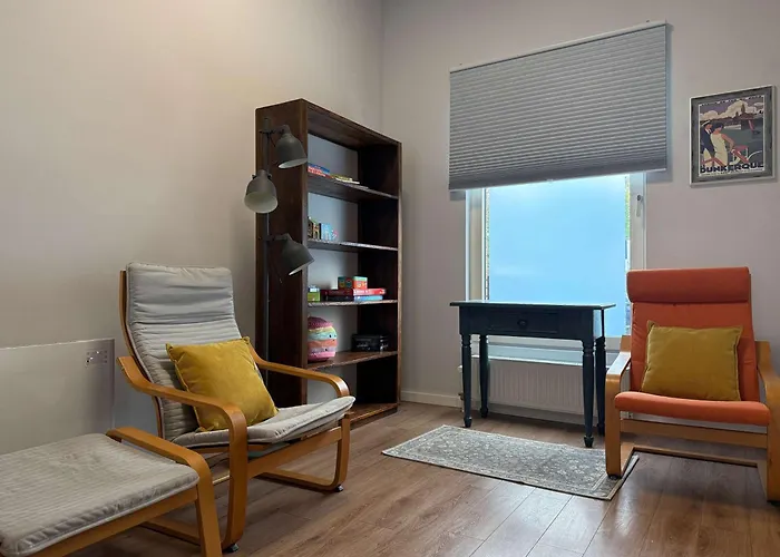 Casa vacanze Spacious Family And Free Parking In *